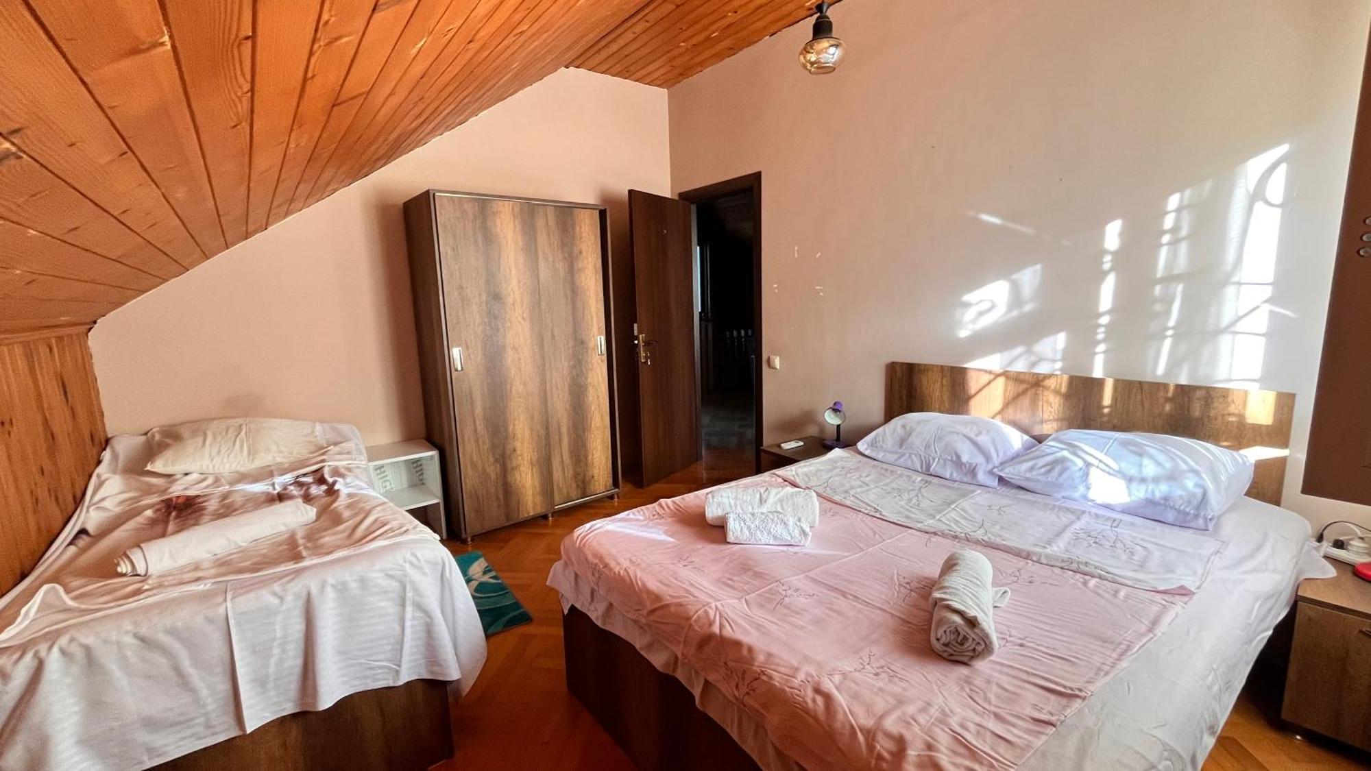 Dato'S Guesthouse Makhinjauri Dış mekan fotoğraf